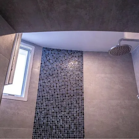 Kremlin Elegance Lägenhet *